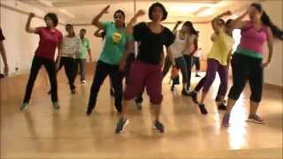 Zumba® Routine by Vijaya  Pasarela by Daddy Yankee [upl. by Gaudette127]