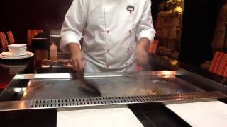 Teppanyaki Preparación de unos langostinos estilo Hibachi [upl. by Nidorf]