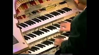 Organist goes Crazy The Worlds Fastest Organist [upl. by Amer17]