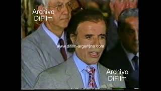 Carlos Menem indulta ex juntas militares 1990 DiFilm [upl. by Hanah]