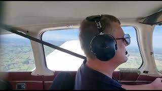 Flying in a pa28 [upl. by Yatnuahs]