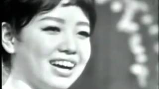 都はるみ アンコ椿は恋の花 1966 [upl. by Carmel978]