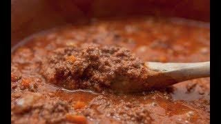 Ragù alla bolognese dalla “Dotta” ai menù di tutto il mondo [upl. by Elatnahs]