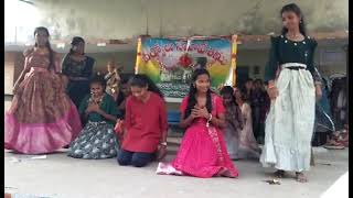 akkado putti akkado perigi song danszphs girls mahabubabad కొరియోగ్రాఫర్ by me [upl. by Attebasile]