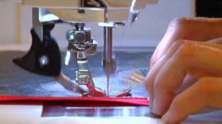 821 Nähmaschine BERNINA 830 Video Anleitung Dualtransport [upl. by Nnahs]