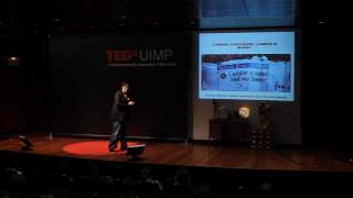 TEDxUIMP  Dolors Reig  Más grandes en la sociedad web [upl. by Eddi214]