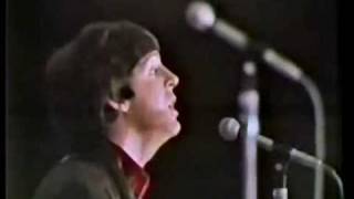 Paul McCartney está Muerto  Yesterday 1966 vs 1976 subtítulos en español [upl. by Auhoj292]