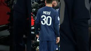 Hinchas del PSG SILBARON y ABUCHEARON a MESSI  shorts [upl. by Leela]