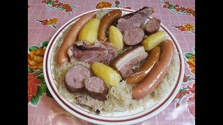 CHOUCROUTE GARNIE Recette familiale [upl. by Yentruoc]