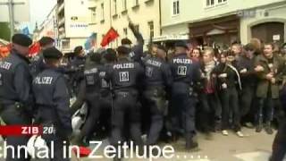 österreich antifa krawall linker rand gewalt polizei linz mai demonstration GESCHNITTEN von ORF [upl. by Elfont262]