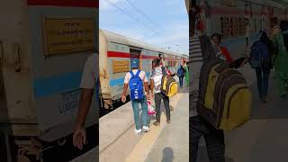 ♥️11056 godan express Lokmanya Tilak terminal train prayagraj indianrailways [upl. by Georg]