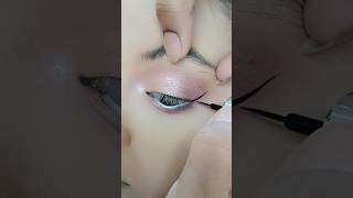 Winged Eyeliner Tutorial✨ eyeliner eyelinertutorial eyelinermakeup eyelineronpoint 2024 shorts [upl. by Synn]