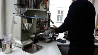 Londinium I with doserless Mazzer Major [upl. by Alicsirp100]