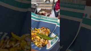 honest uncle जी बनाते हैं tasty 😋 चटपटा भुजा 👌10₹ में 💕॥ Streetfood shorts trending viral [upl. by Suehtomit584]