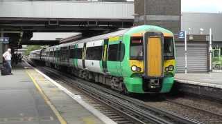 Trains and Planes at Gatwick Airport 310713 [upl. by Coombs777]