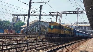 Shunter locomotive Wds 6 hauling with 23 icf rakes l Crossing thane station [upl. by Hertzfeld]