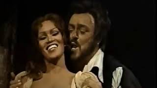 Luciano Pavarotti Bella figlia dellamore Live 1981 [upl. by Enimisaj]