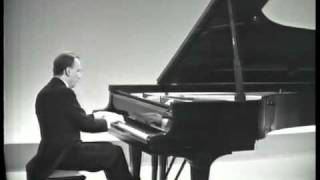 Frédéric Chopin Sonata N 2 Op 35  IV Presto  Arturo Benedetti Michelangeli [upl. by Cathe]