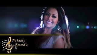 Nathaly Silvana  Regalame un momento  Video Oficial [upl. by Onia47]