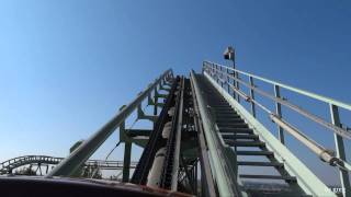 Gardaland  Magic Mountain montagne russe  prima fila first row  Full Hd [upl. by Ahsitram]