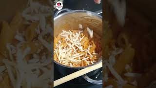 Pasta Pomodoro Mozzarella Quick recipe [upl. by Wolsky]