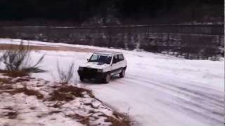 Fiat Panda 4x4 1000 GSXR sur la neige [upl. by Barcus]