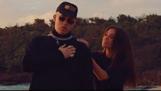 Amorfoda  Bad Bunny Lyric Video Oficial Letra [upl. by Kirschner492]