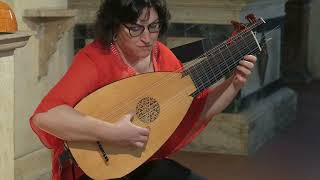 Robert De Visée  Rondeau La Montfermeil  Evangelina Mascardi baroque lute [upl. by Yerok]