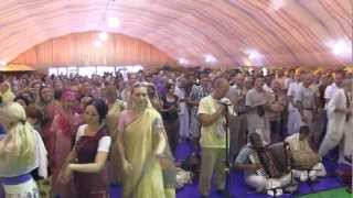 HH Gopal Krishna Goswami Moscow 05082012 Kirtan [upl. by Sucerdor675]