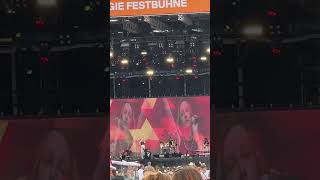 Resi Reiner auf der FM4 Bühne beim Donauinsel Fest 2024 [upl. by Swanhildas]