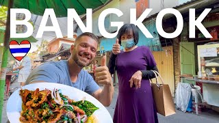 YOU WONT BELIEVE BANGKOK STREET FOOD PRICES IN 2024 🇹🇭 [upl. by Fillbert]