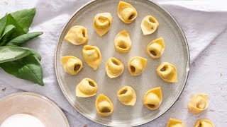 Tortellini selber machen [upl. by Lavoie]