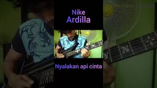 Nike Ardilla  nyalakan api cinta lead gitar by Devi sandi [upl. by Mitzi544]