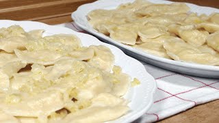 Pyszniutkie pierogi ruskie  Jak zrobić mega dobry farsz i ugotować pierogi [upl. by Ardnuaed]