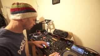 BEGINNER DJ LESSON ON TIMING AND BEAT MATCHING by ellaskins the DJ Tutor [upl. by Salahi]