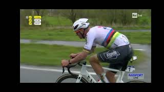 giro delle Fiandre 2024  ultimi 3 km  fenomeno Van der poel [upl. by Enna356]