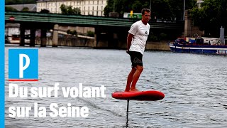 On a testé un surf électrique « volant » sur La Seine [upl. by Boylston640]