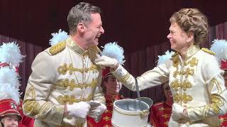 THE MUSIC MAN FINAL PERFORMANCE pt 33 FULL CURTAIN REMARKS by HUGH JACKMAN SUTTON FOSTER 11523 [upl. by Drona]