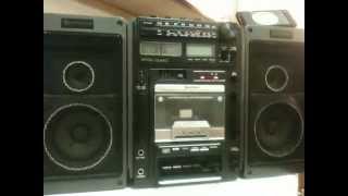 HITACHI TRK9150W BOOMBOX GHETTOBLASTER [upl. by Enra]