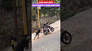 Vega vs Scoopy gagal nanjak di tanjakan jurang ampel [upl. by Dnomsaj7]