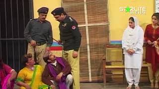 Sohail Ahmed and Amanat Chan New Pakistani Stage Drama Kali Chader Full Comedy Clip  Pk Mast [upl. by Krystin]