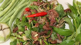 Recette du Laos Salade de Boeuf cru lap ngoua dip  Cooking With Morgane [upl. by Vardon]