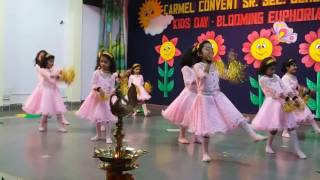 Welcome Dance performance by kg studentswelcome songampdancekids dance [upl. by Arikaahs51]