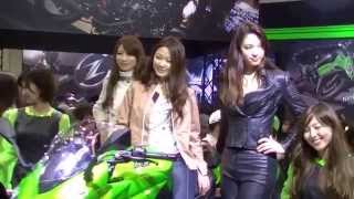 Beautiful show girls of Tokyo Motorcycle Show 2014  Suzuki Motor [upl. by Beryle]