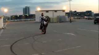 GSX 600 R WHEELIE [upl. by Remde]