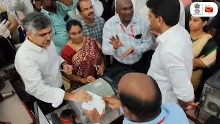 Dr Pemmasani Chandra Sekhar Honble MoSC unfurled the National Flag at the Guntur Post Office [upl. by Kearney]