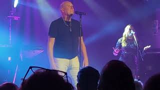 Heaven 17  Let Me Go Glenn Gregory Forgets the Lyrics Live Road mender Northampton 111123 [upl. by Ahsercul]