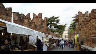 Verona  Mercatino dell’Immacolata sul Ponte Scaligero di Castelvecchio [upl. by Akeber675]