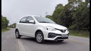 Toyota Etios 15 XS Automático 2018  Avaliação  Falando de Carro [upl. by Akihsar]