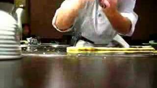 teppanyaki chef  super flying knife chop [upl. by Dustan441]